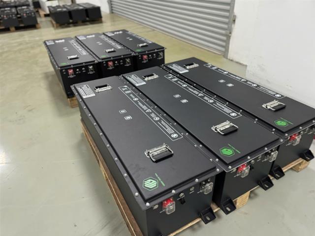 Hành trình trọn vẹn khi sử dụng Pin Lithium Greentech chất lượng cao cho xe điện kiểu bus 8 chỗ, 11 chỗ, 14 chỗ