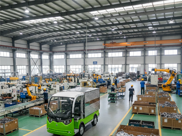 Xe điện Lvtong LT-S8 hoán cải thùng kín chở hàng 1000Kg dùng cho nhà máy, khu công nghiệp, khu resort, khu khách sạn, khu nội bộ