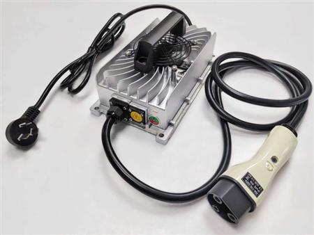 Bộ Sạc điện 84V30AH GREEN TECH cho xe điện