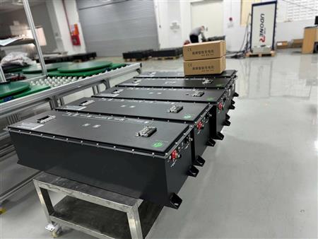 Pin Lithium Lifepo4 S51304 chuyên dùng cho xe golf 4- 8 chỗ chạy đường dốc, dốc cao