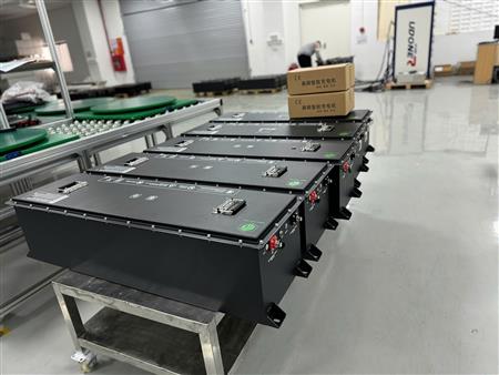 Pin Lithium Lifepo4 S51304 chuyên dùng cho xe golf 4- 8 chỗ chạy đường dốc, dốc cao