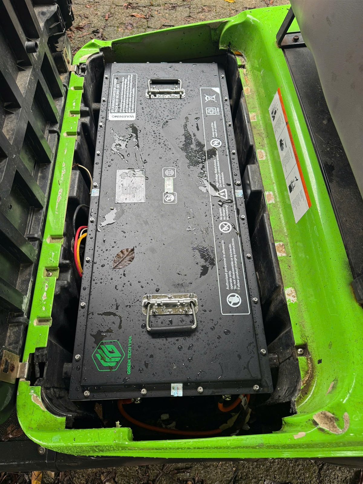 Pin Greentech S51119 lắp cho xe Golf